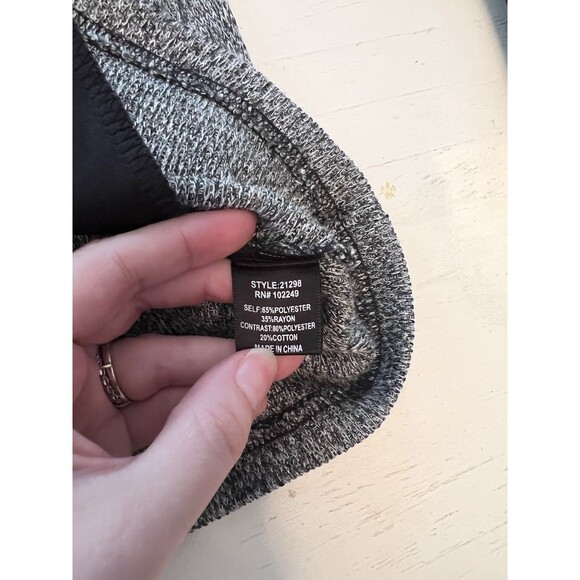 Skies are Blue Women's Gray Black Full Zip Button‎ Knit Sweater Jacket Size M - Picture 5 of 5